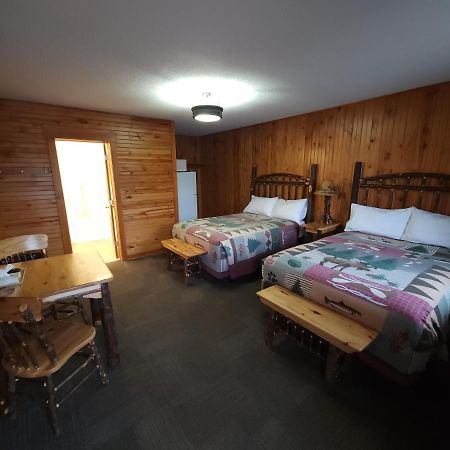 Outdoorsman Motel Wawa Exteriör bild